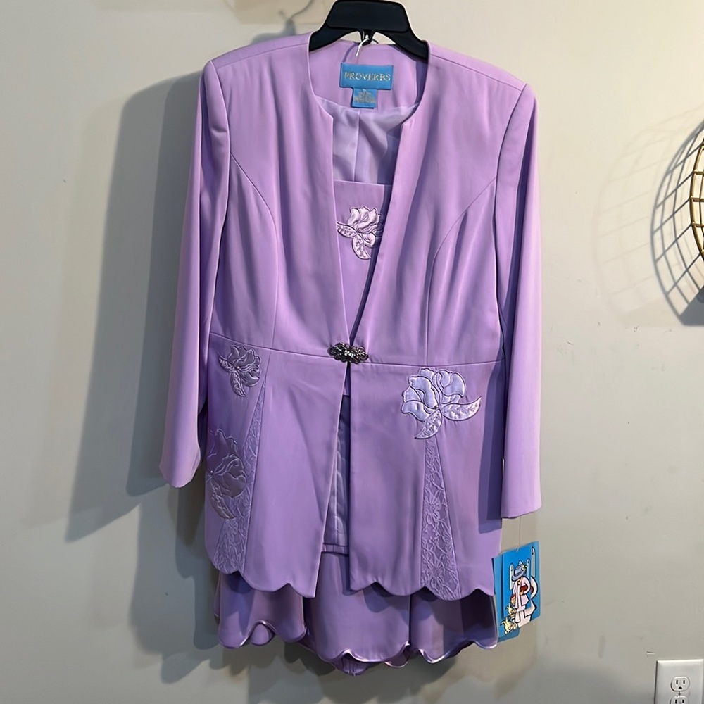 Women’s Suits